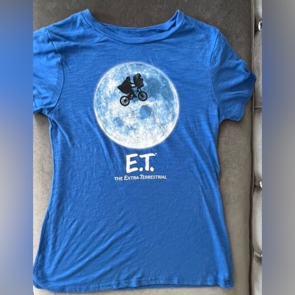 ET shirt short sleeve tee shirt size XS extra terrestrial Blue Tee ET